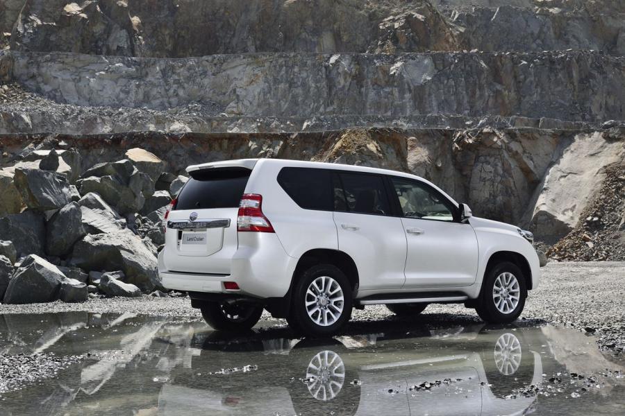  Toyota Land Cruiser Prado 2013 года  (фото 44 из 103)